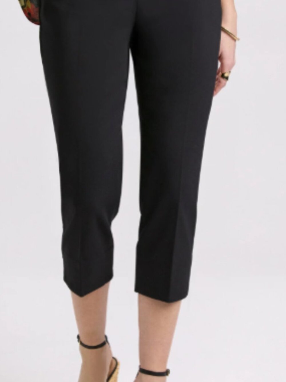 Laura Studded Cotton-Blend Capris Size 16 NWT.